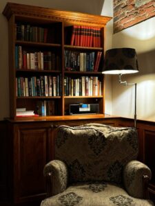 Tips for Creating a Cozy Reading Nook at Home